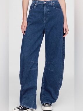 NWT Gap High Rise Knit Horseshoe Jeans Medium Indigo Size 29 / 8P Spring 2025